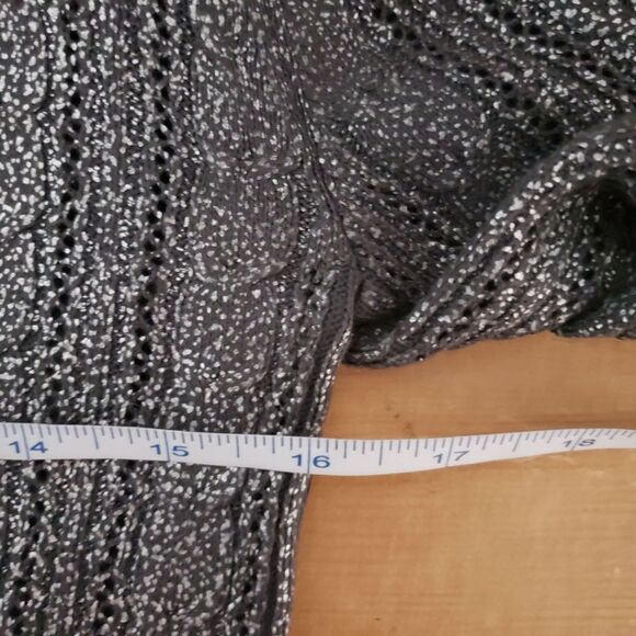 BCBG MaxAzria Small Silver Long Sleeve Metallic V-neck Sweater Top - Picture 6 of 9